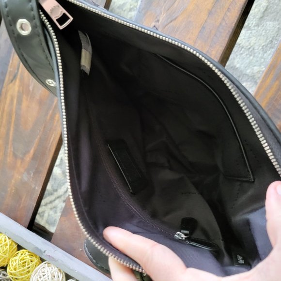 coach purse - Picture 2 of 3